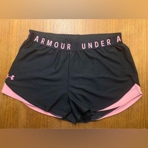 Size Large Black and pink Under Armour shorts